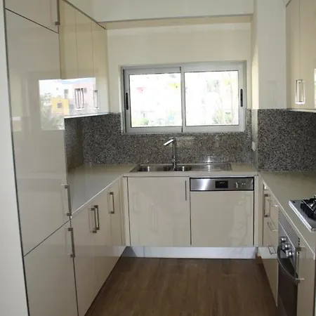 At73, Luxury 1 Bed Marina Gardens Daire