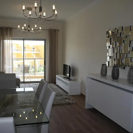 شقة At73, Luxury 1 Bed Marina Gardens البوفيرا